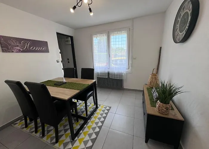 Maison De Ville Chauny